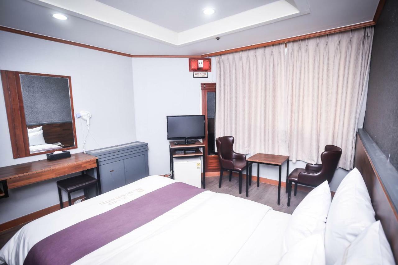 Hotel Noblesse Сеул Экстерьер фото